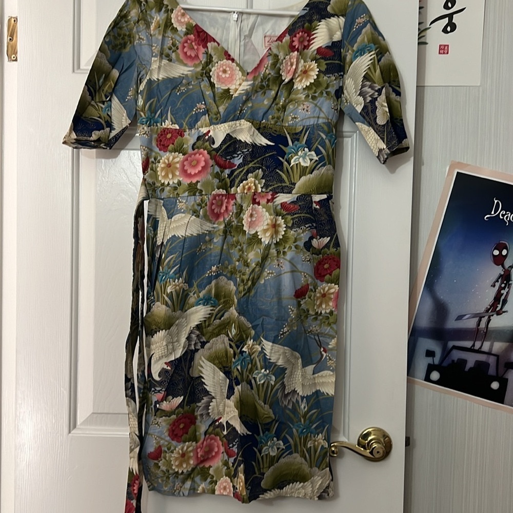 Worn once gorgeous floral print wiggle dress